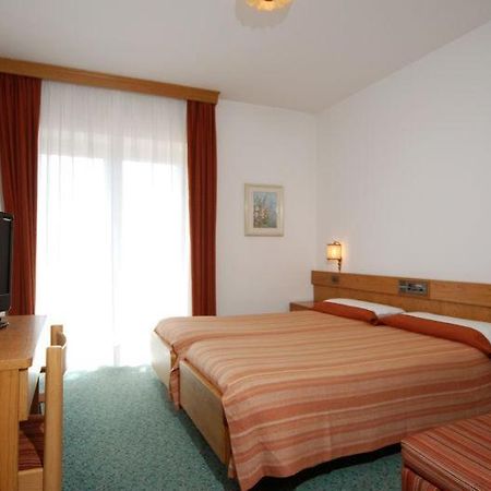 קאבאלס Hotel Garden מראה חיצוני תמונה